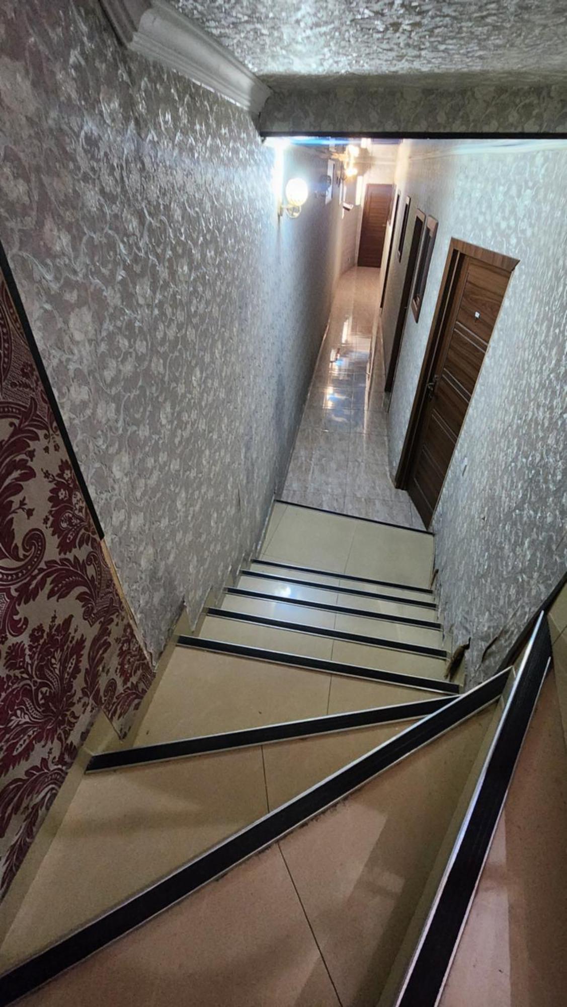 Hotel ,,Mega" Tbilisi Exterior foto